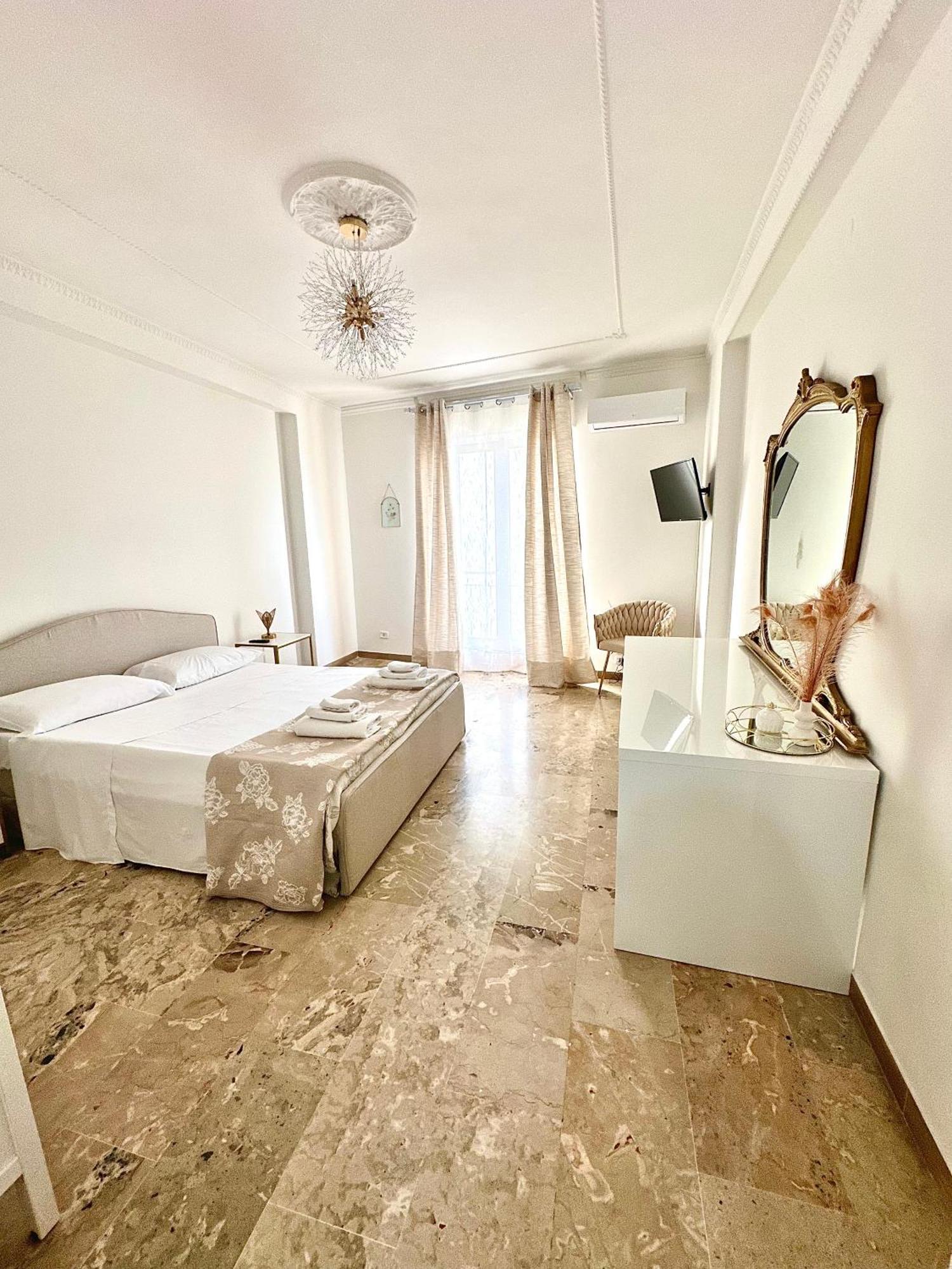 The View Apartment Scilla Esterno foto