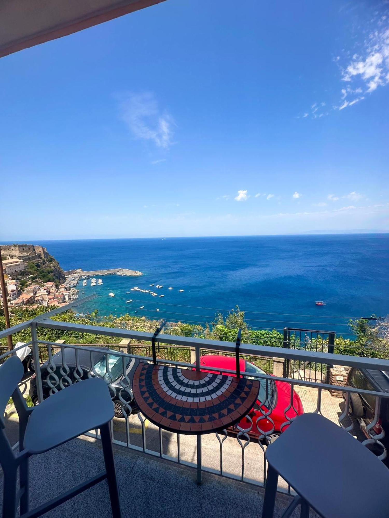 The View Apartment Scilla Esterno foto